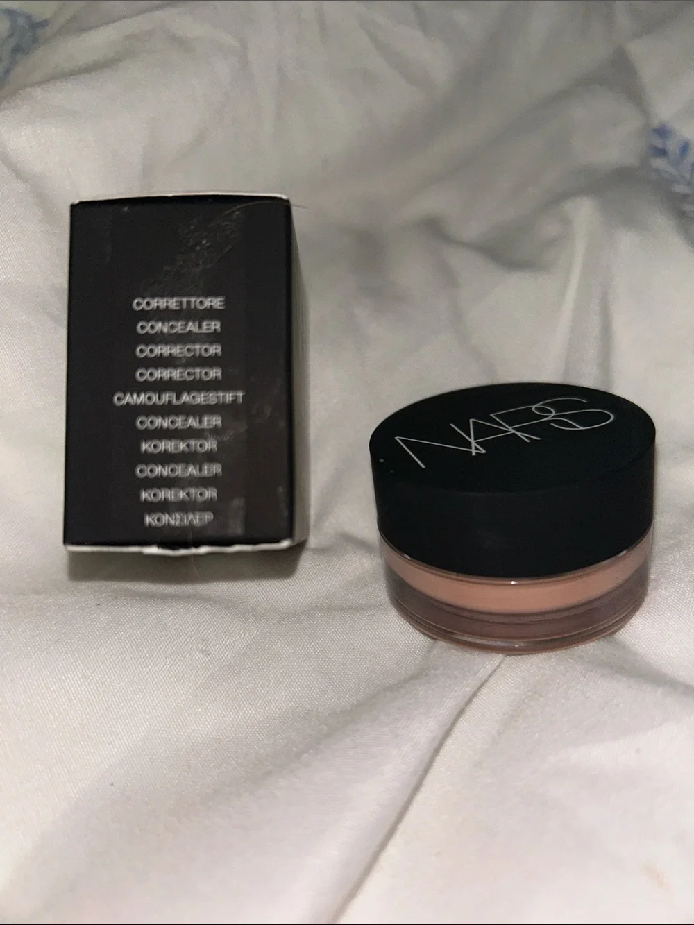 NARS Soft Matte Complete Concealer - Light 3 Honey (Warm Beige)